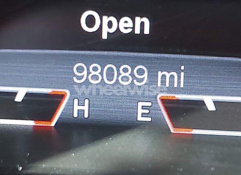 Photo 16 of 2018 Jeep Cherokee LIMITED 4X4 (VIN 1C4PJMDB7JD592439)