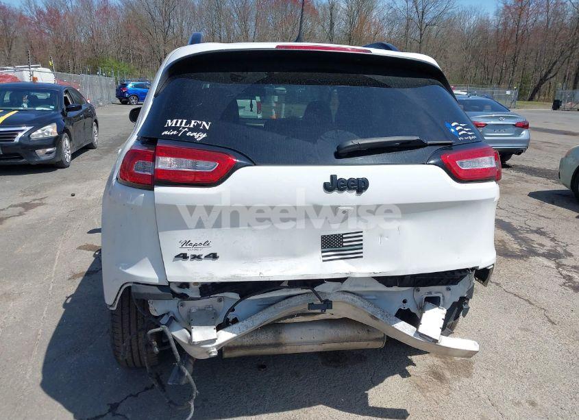 Photo 17 of 2018 Jeep Cherokee LIMITED 4X4 (VIN 1C4PJMDB7JD592439)