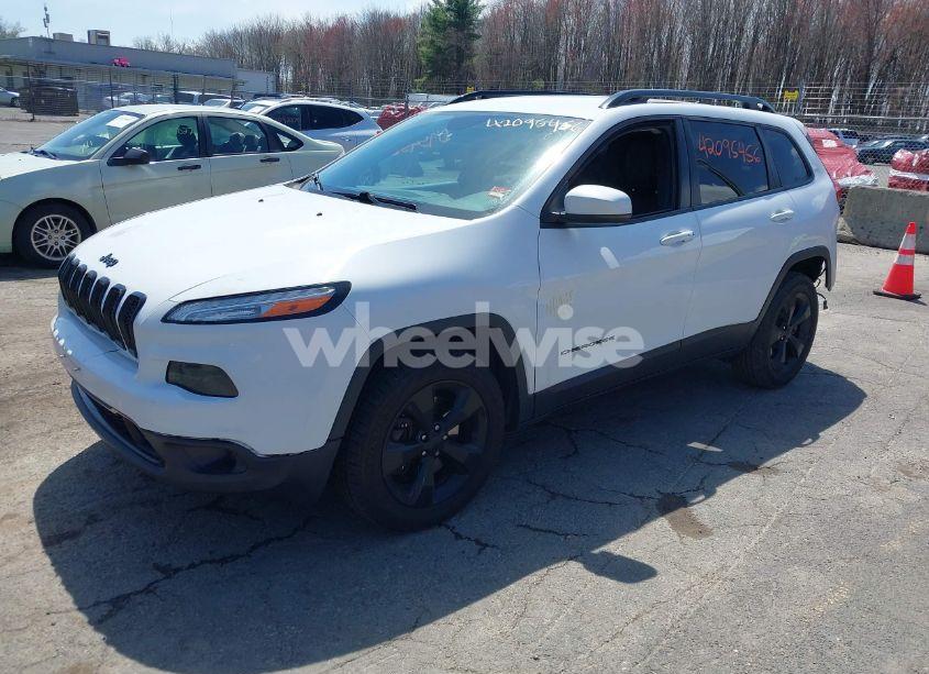 Photo 2 of 2018 Jeep Cherokee LIMITED 4X4 (VIN 1C4PJMDB7JD592439)