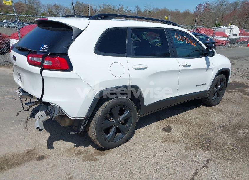 Photo 4 of 2018 Jeep Cherokee LIMITED 4X4 (VIN 1C4PJMDB7JD592439)