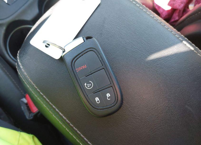 Photo 11 of 2016 Jeep Cherokee LIMITED (VIN 1C4PJMDB8GW202459)