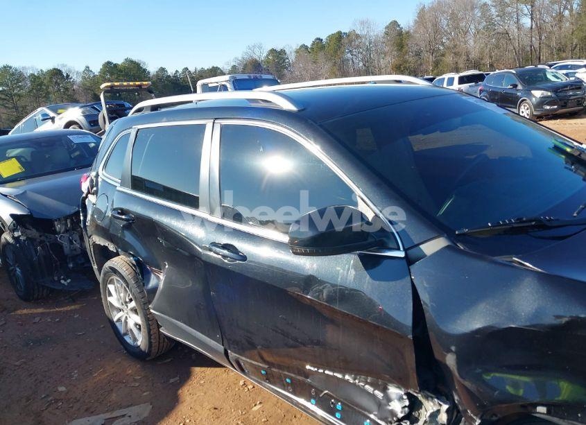 Photo 13 of 2016 Jeep Cherokee LIMITED (VIN 1C4PJMDB8GW213686)