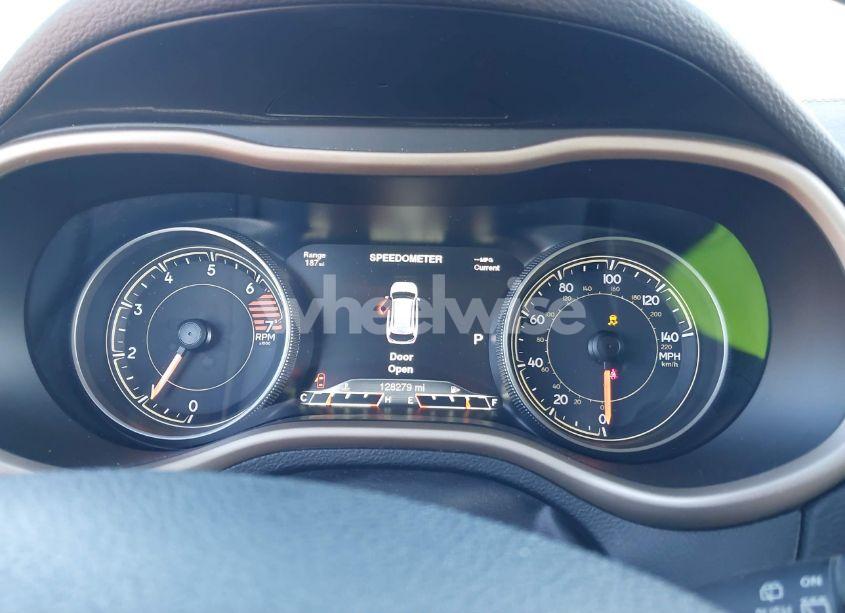 Photo 7 of 2016 Jeep Cherokee LIMITED (VIN 1C4PJMDB8GW213686)