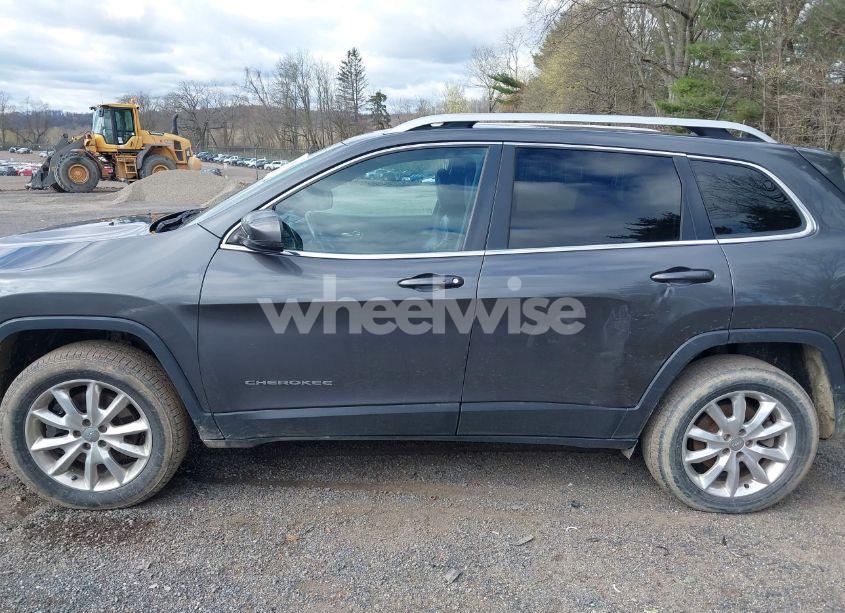 Photo 15 of 2016 Jeep Cherokee LIMITED (VIN 1C4PJMDB8GW309110)
