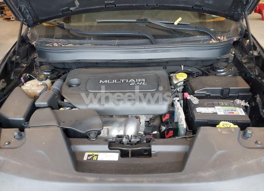 Photo 10 of 2015 Jeep Cherokee LIMITED (VIN 1C4PJMDB9FW777894)