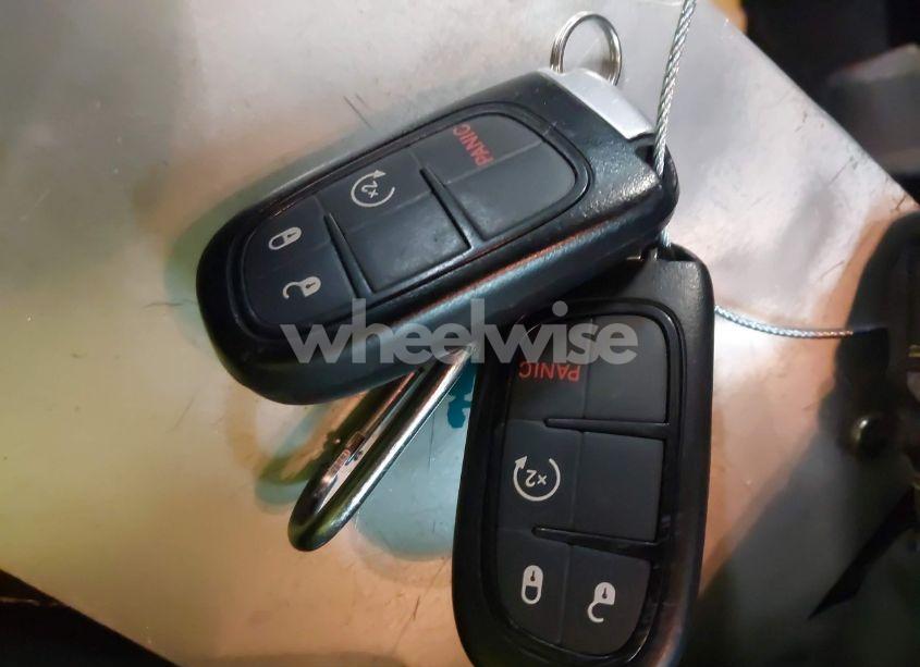 Photo 11 of 2016 Jeep Cherokee LIMITED (VIN 1C4PJMDB9GW194405)