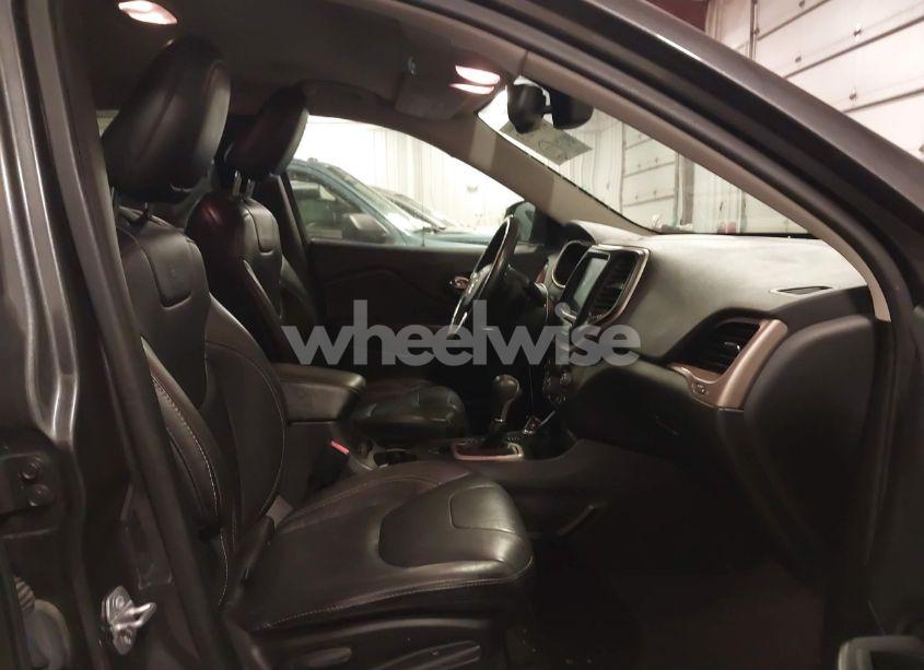 Photo 5 of 2016 Jeep Cherokee LIMITED (VIN 1C4PJMDB9GW202597)