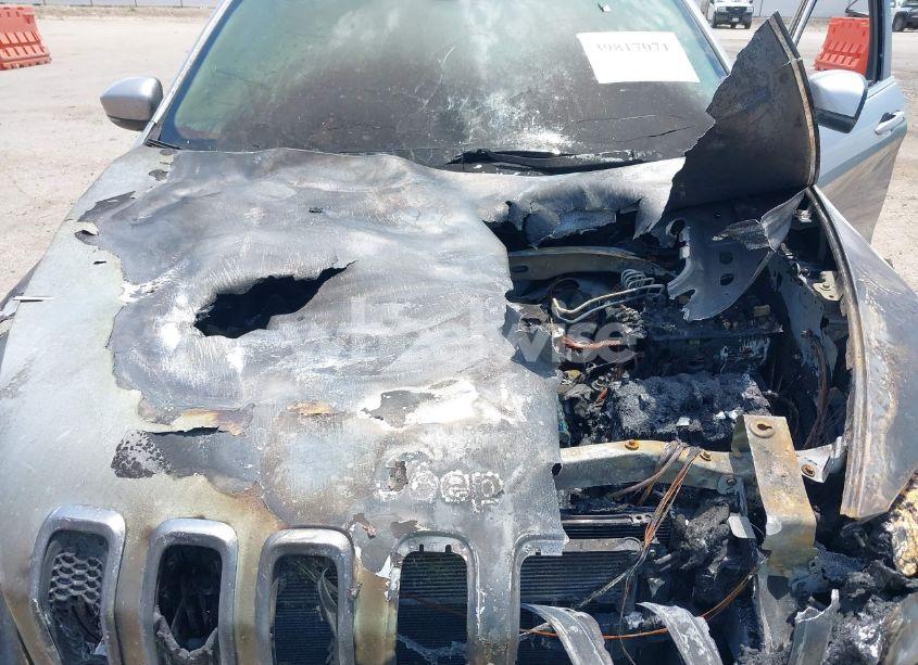 Photo 10 of 2016 Jeep Cherokee LIMITED (VIN 1C4PJMDB9GW225619)