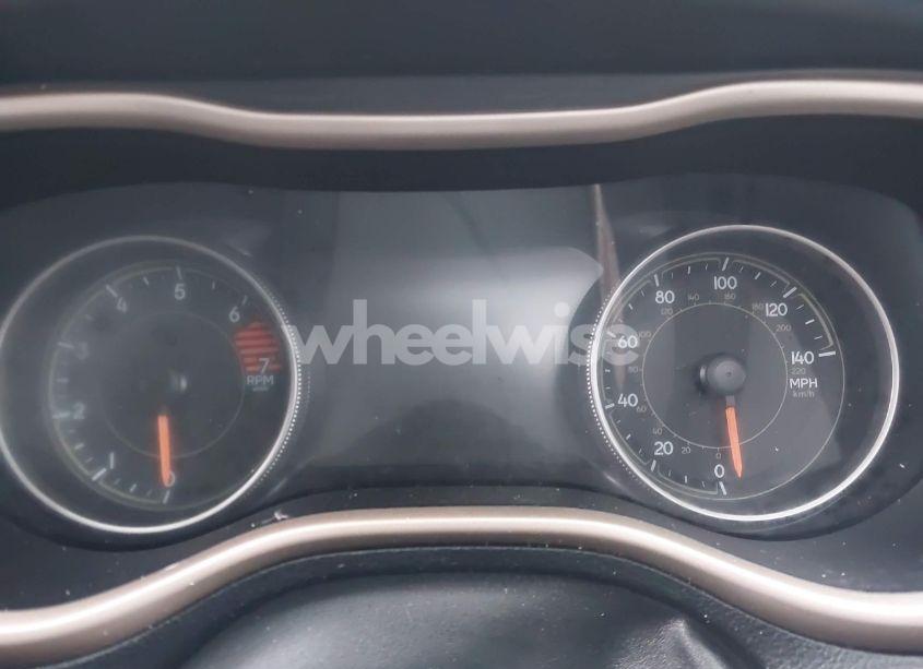 Photo 7 of 2016 Jeep Cherokee LIMITED (VIN 1C4PJMDB9GW252335)