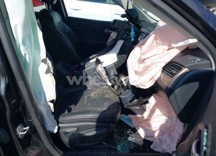 Photo 5 of 2016 Jeep Cherokee HIGH ALTITUDE (VIN 1C4PJMDB9GW359028)