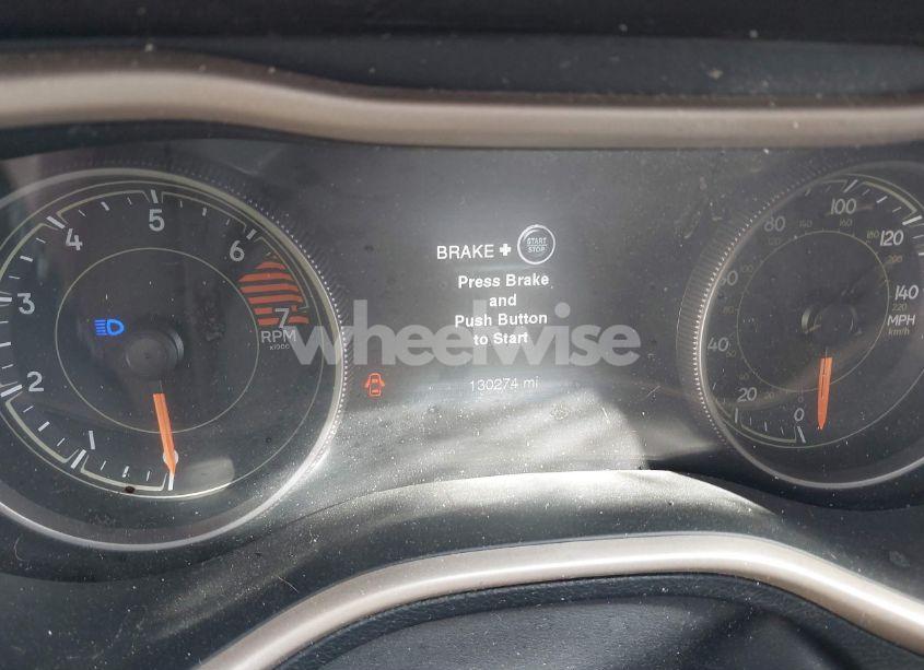 Photo 7 of 2016 Jeep Cherokee HIGH ALTITUDE (VIN 1C4PJMDB9GW359028)