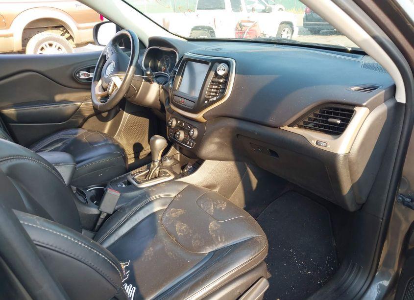 Photo 5 of 2017 Jeep Cherokee LIMITED 4X4 (VIN 1C4PJMDB9HW520415)