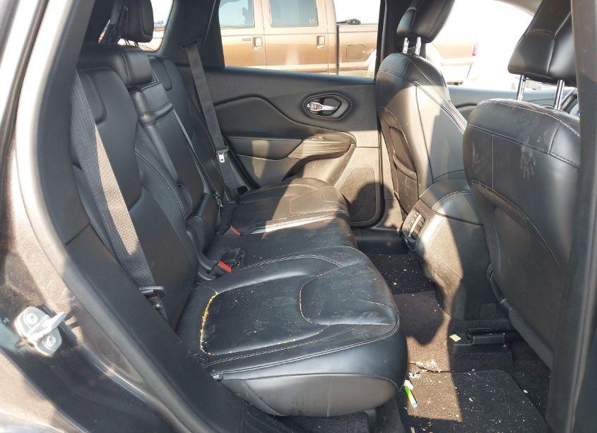 Photo 8 of 2017 Jeep Cherokee LIMITED 4X4 (VIN 1C4PJMDB9HW520415)