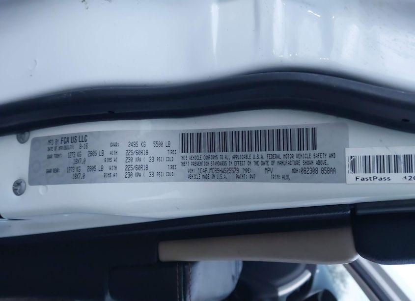 Photo 9 of 2017 Jeep Cherokee LIMITED 4X4 (VIN 1C4PJMDB9HW525579)