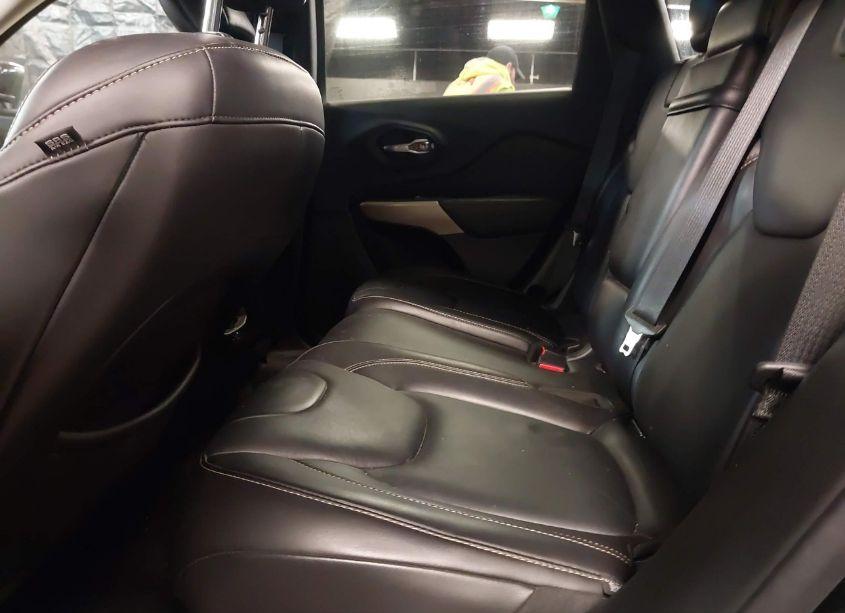 Photo 8 of 2017 Jeep Cherokee LIMITED 4X4 (VIN 1C4PJMDB9HW668600)