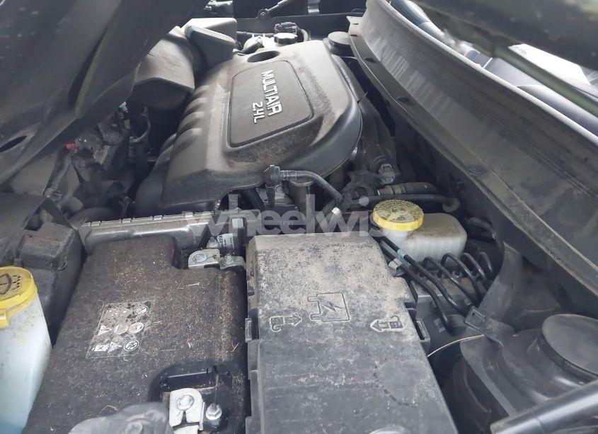 Photo 10 of 2018 Jeep Cherokee LIMITED 4X4 (VIN 1C4PJMDB9JD507388)