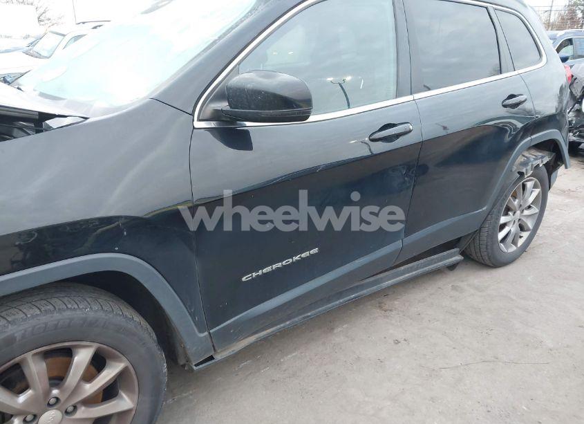 Photo 19 of 2018 Jeep Cherokee LIMITED 4X4 (VIN 1C4PJMDB9JD507388)