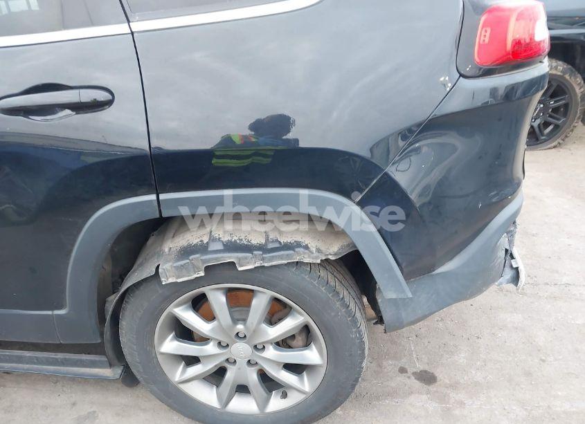 Photo 20 of 2018 Jeep Cherokee LIMITED 4X4 (VIN 1C4PJMDB9JD507388)