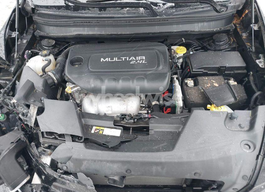 Photo 10 of 2018 Jeep Cherokee LIMITED 4X4 (VIN 1C4PJMDB9JD522070)