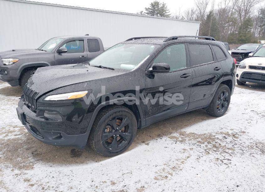 Photo 2 of 2018 Jeep Cherokee LIMITED 4X4 (VIN 1C4PJMDB9JD522070)