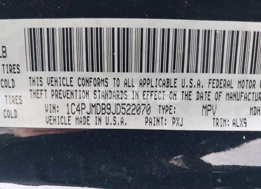 Photo 9 of 2018 Jeep Cherokee LIMITED 4X4 (VIN 1C4PJMDB9JD522070)