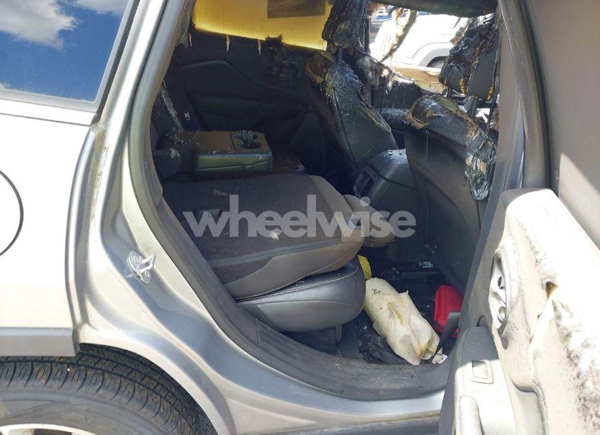 Photo 8 of 2015 Jeep Cherokee LIMITED (VIN 1C4PJMDBXFW511719)