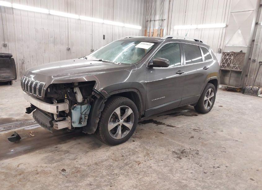 Photo 2 of 2019 Jeep Cherokee LIMITED 4X4 (VIN 1C4PJMDN2KD179923)