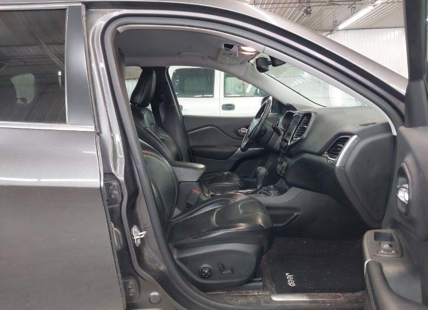 Photo 5 of 2019 Jeep Cherokee LIMITED 4X4 (VIN 1C4PJMDN2KD179923)