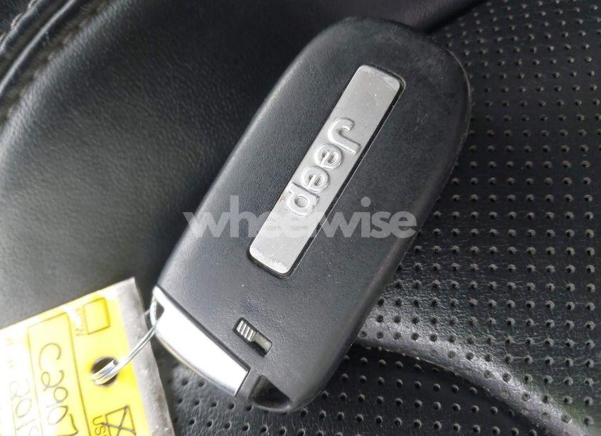 Photo 11 of 2019 Jeep Cherokee LIMITED 4X4 (VIN 1C4PJMDN3KD178750)