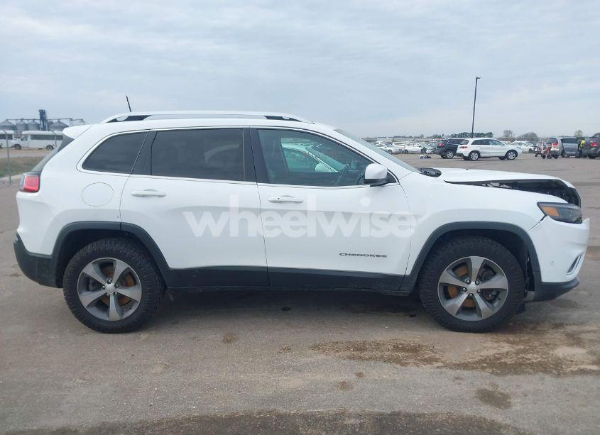 Photo 13 of 2019 Jeep Cherokee LIMITED 4X4 (VIN 1C4PJMDN3KD178750)