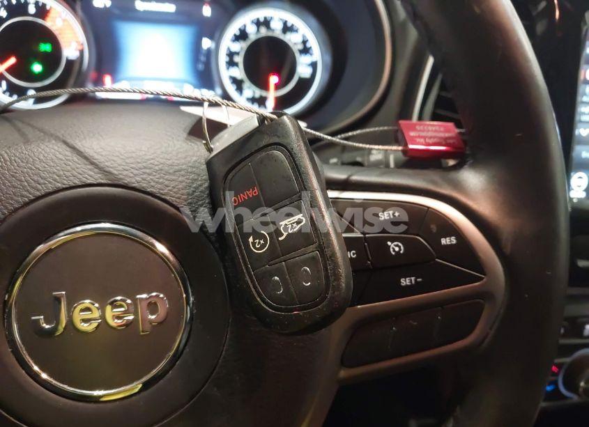 Photo 11 of 2019 Jeep Cherokee HIGH ALTITUDE 4X4 (VIN 1C4PJMDN3KD343910)