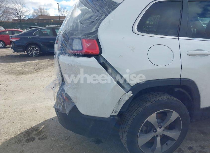 Photo 16 of 2019 Jeep Cherokee LIMITED 4X4 (VIN 1C4PJMDN3KD452920)