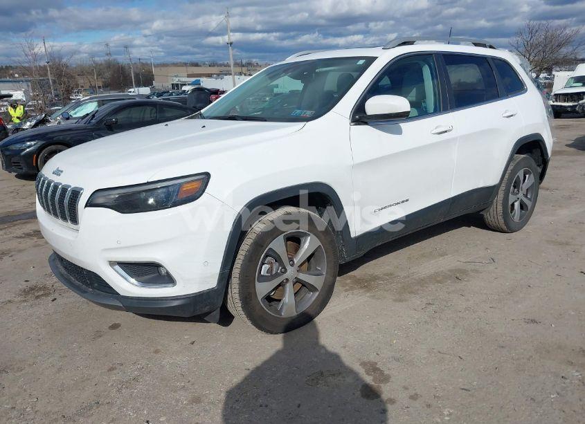 Photo 2 of 2019 Jeep Cherokee LIMITED 4X4 (VIN 1C4PJMDN3KD452920)
