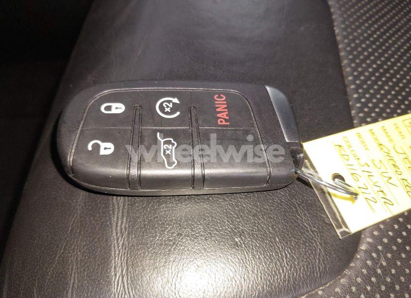 Photo 11 of 2019 Jeep Cherokee LIMITED 4X4 (VIN 1C4PJMDN4KD116712)