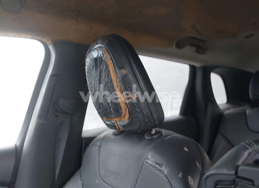 Photo 12 of 2019 Jeep Cherokee LIMITED 4X4 (VIN 1C4PJMDN4KD116712)