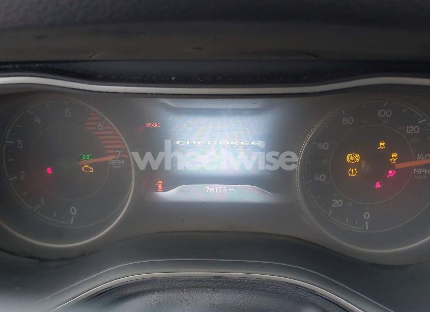 Photo 7 of 2019 Jeep Cherokee LIMITED 4X4 (VIN 1C4PJMDN4KD116712)