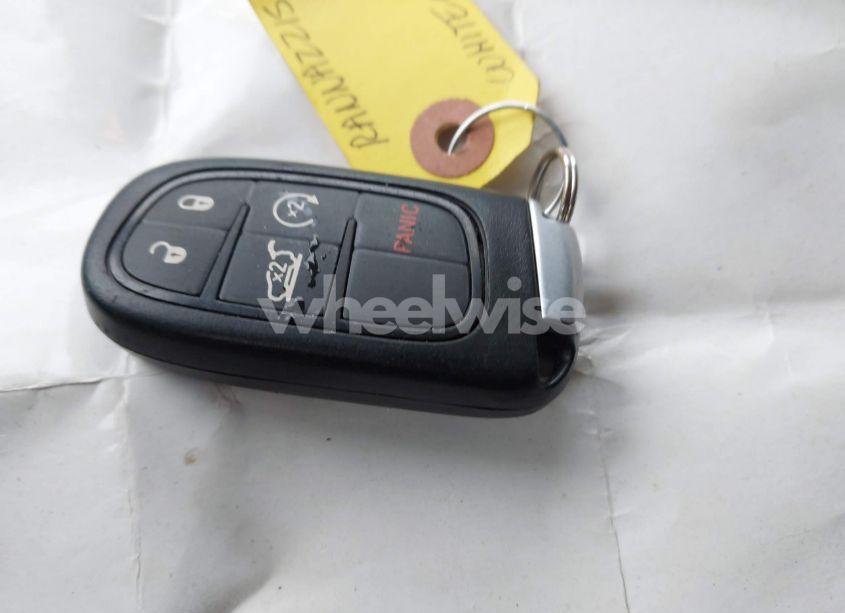 Photo 11 of 2019 Jeep Cherokee LIMITED 4X4 (VIN 1C4PJMDN4KD236199)