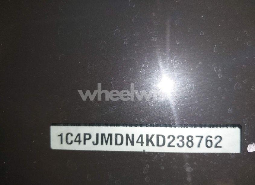 Photo 18 of 2019 Jeep Cherokee LIMITED 4X4 (VIN 1C4PJMDN4KD238762)