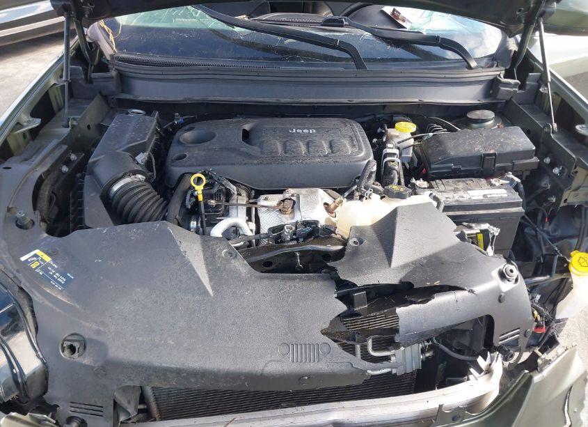 Photo 10 of 2019 Jeep Cherokee LIMITED 4X4 (VIN 1C4PJMDN6KD116792)