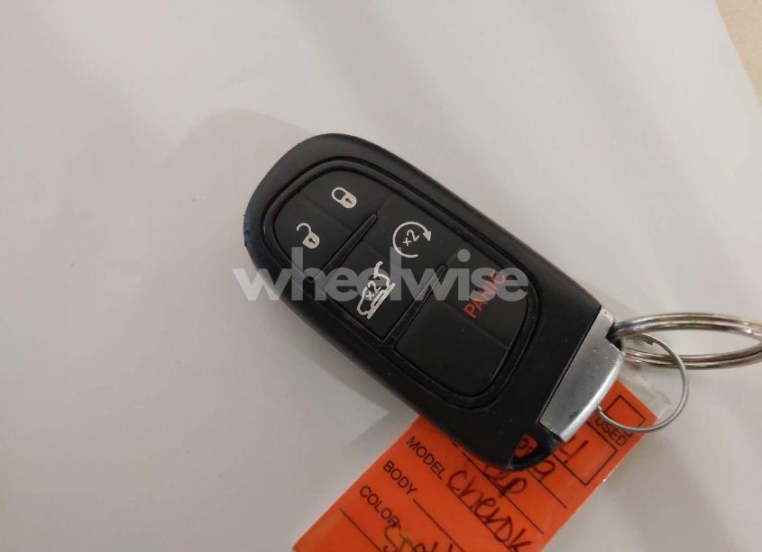 Photo 11 of 2019 Jeep Cherokee LIMITED 4X4 (VIN 1C4PJMDN6KD208937)