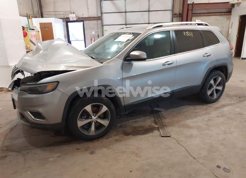 Photo 2 of 2019 Jeep Cherokee LIMITED 4X4 (VIN 1C4PJMDN6KD208937)