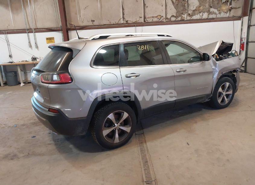 Photo 4 of 2019 Jeep Cherokee LIMITED 4X4 (VIN 1C4PJMDN6KD208937)