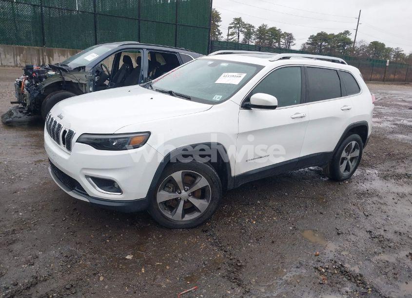 Photo 2 of 2019 Jeep Cherokee LIMITED 4X4 (VIN 1C4PJMDN6KD254283)
