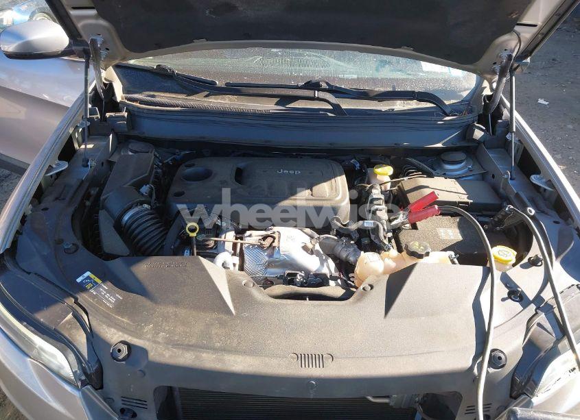 Photo 10 of 2020 Jeep Cherokee LIMITED 4X4 (VIN 1C4PJMDN7LD538281)