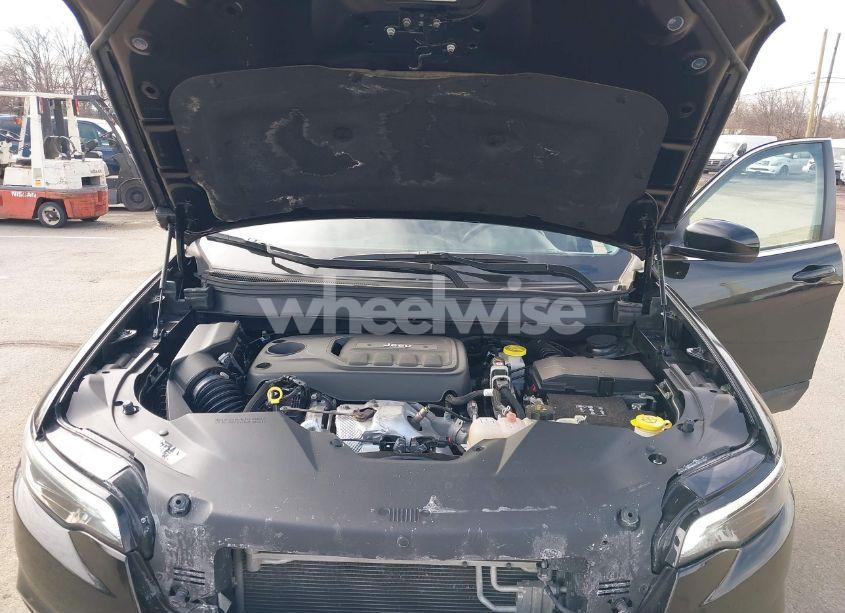 Photo 10 of 2019 Jeep Cherokee LIMITED 4X4 (VIN 1C4PJMDN8KD410601)