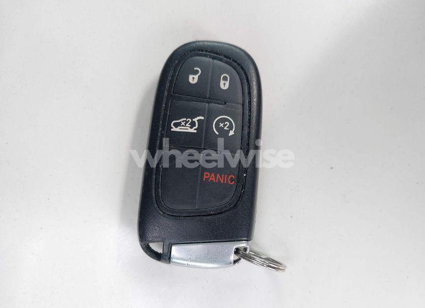 Photo 11 of 2019 Jeep Cherokee LIMITED 4X4 (VIN 1C4PJMDN8KD410601)