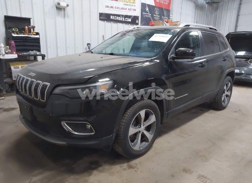Photo 2 of 2019 Jeep Cherokee LIMITED 4X4 (VIN 1C4PJMDN9KD116592)