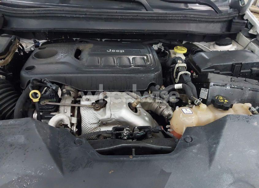 Photo 10 of 2019 Jeep Cherokee LIMITED 4X4 (VIN 1C4PJMDN9KD169616)