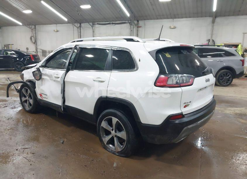 Photo 3 of 2019 Jeep Cherokee LIMITED 4X4 (VIN 1C4PJMDN9KD169616)