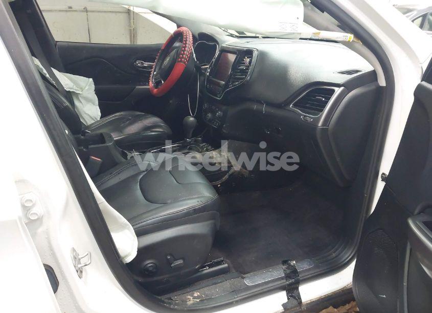 Photo 5 of 2019 Jeep Cherokee LIMITED 4X4 (VIN 1C4PJMDN9KD169616)